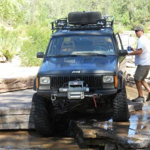 Joe's 90 XJ, 5.5 Rubicon Express lift, C-Rok Bumpers, he runs 35's now