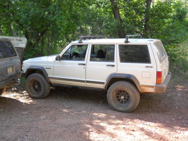 My 96 XJ wheeling in the Payson AZ area. 3.5 Rancho lift.